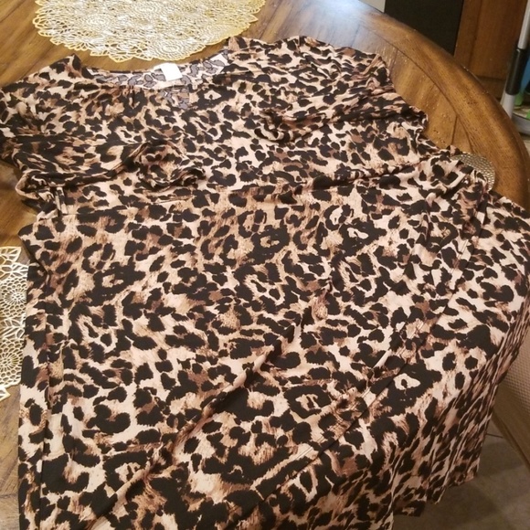 NWOT Beautiful Leopard Side Buckle Dress - Picture 6 of 6